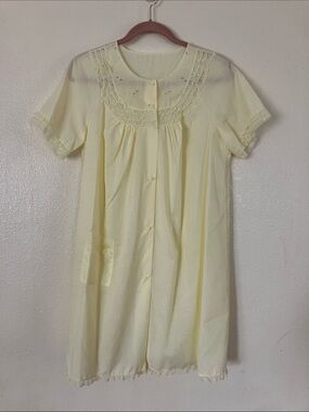 VTG Butter Yellow Lightweight Summer Robe, L